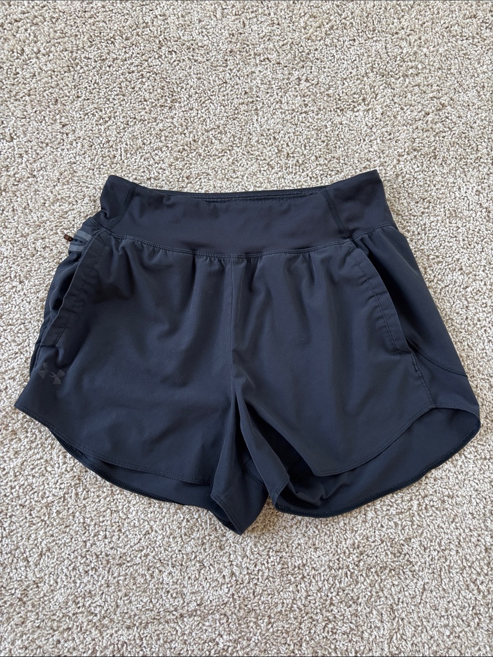 Under Armour Black Women's Athletic Shorts with Side Pockets
